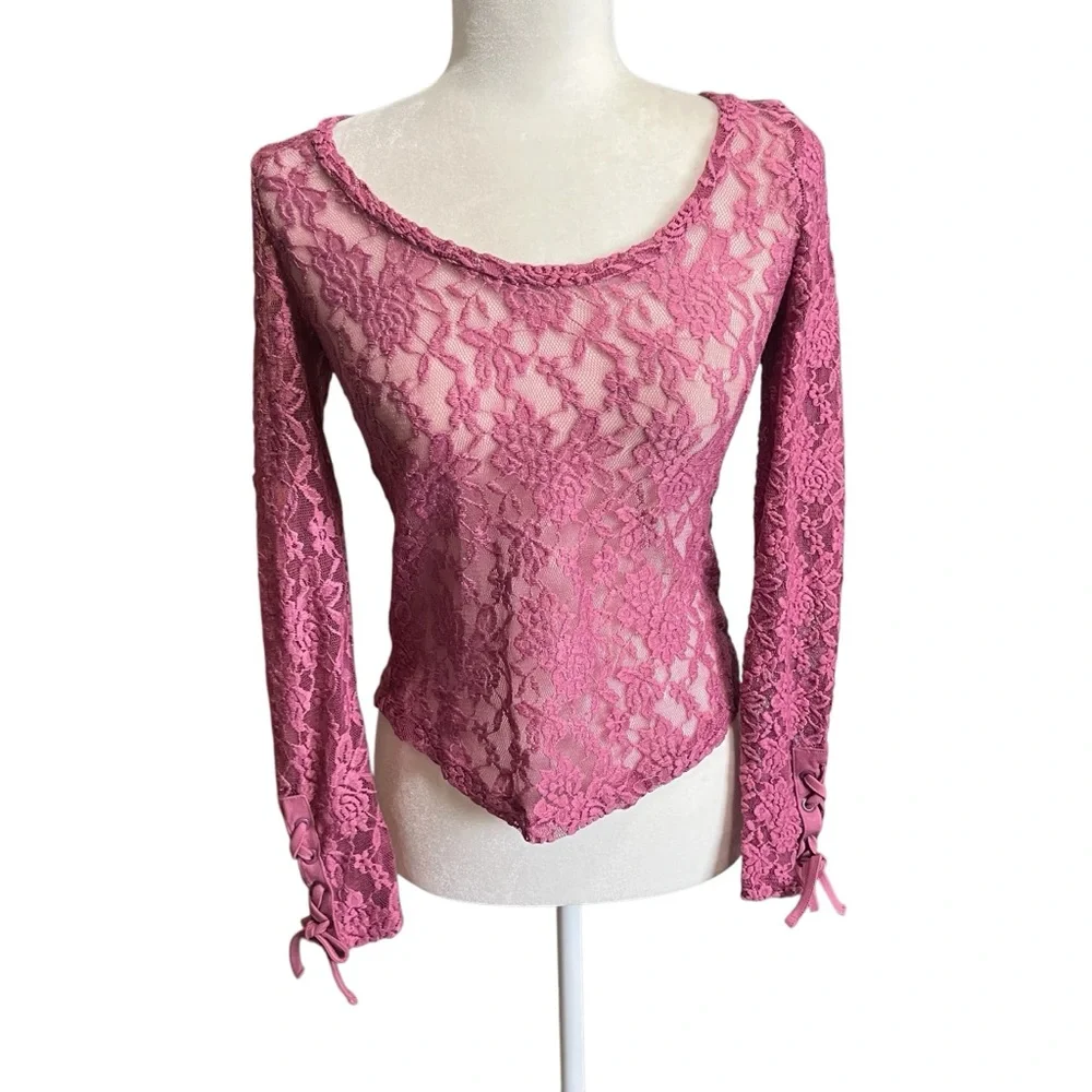 NWT’s Anthropologie sheer Lace Women's Top